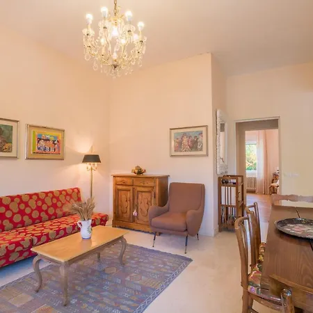 Casa Con Giardino A 100 Metri Dal Centro Storico Ferienhaus *